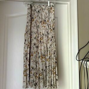 MAX STUDIO: NORDSTROM RACK: Maxi, pleated floral skirt